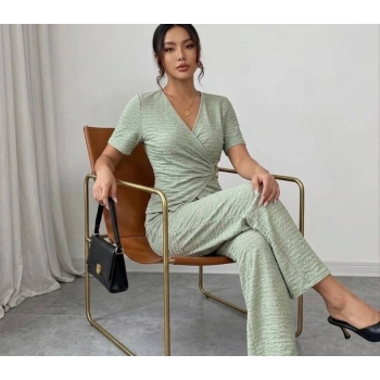 Kadın Toka Detaylı Kruvaze Takım