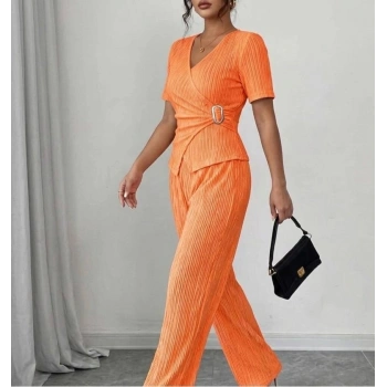 Kadın Toka Detaylı Kruvaze Takım