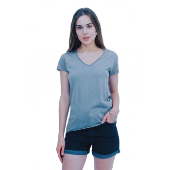 Kadın V Yaka Basic Pamuklu T-Shirt Siyah