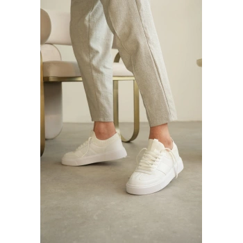 KB-010 Kuback Beyaz Cilt Günlük Erkek Ayakkabı