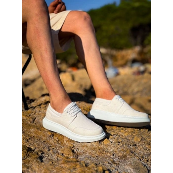 KB-042  Kuback Bağcıklı Beyaz Günlük Erkek Ayakkabı