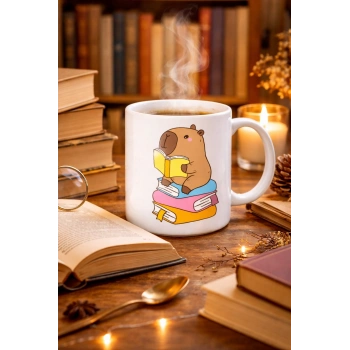 Kitap Okuyan Kapibara Tasarımlı Porselen Kupa MODEL 100 – Kahve & Çay Keyfi İçin Sıcacık ve Sevimli Tasarım CAPYBARA