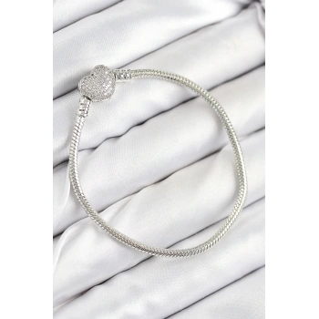 Pirinç Charm Zirkon Taşlı Kalp Model Gümüş Renk Kadın Bileklik