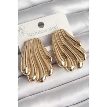 Pirinç Gold Renk İşlemeli İstirdye Model Kadın Küpe