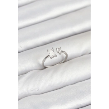 Pirinç Gold Renk Zirkon Taşlı Kadın Yüzük