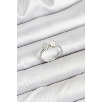 Pirinç Gümüş Renk Fiyonk Model Kadın Yüzük