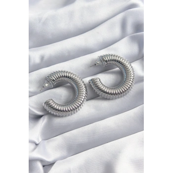 Pirinç Gümüş Renk İşleme Halka Model Kadın Küpe