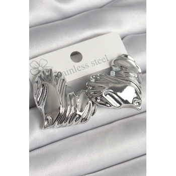 Pirinç Gümüş Renk İşlemeli Kalp Model Kadın Küpe