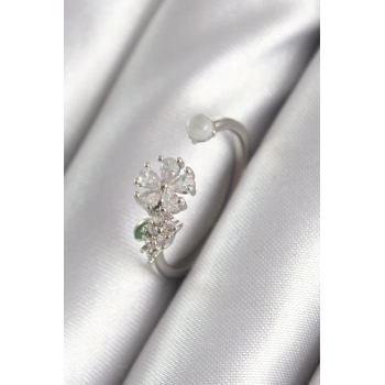 Pirinç Gümüş Renk Zirkon Taşlı Çiçek Model Kadın Yüzük