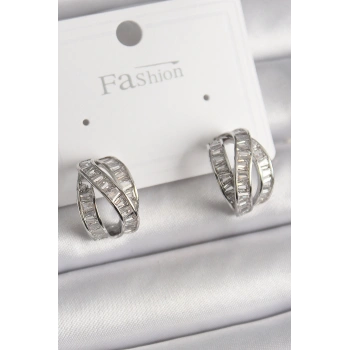 Pirinç Gümüş Renk Zirkon Taşlı Düğüm Halka Model Kadın Küpe