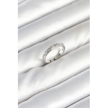 Pirinç Gümüş Renk Zirkon Taşlı Kadın Yüzük