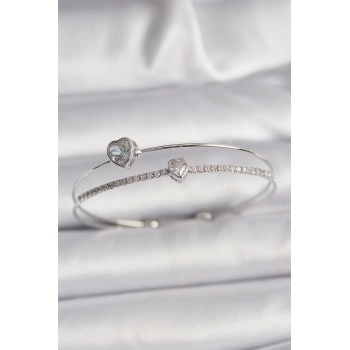 Pirinç Gümüş Renk Zirkon Taşlı Kalp Model Kadın Bileklik