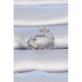 Pirinç Gümüş Renk Zirkon Taşlı Yıldız Model Kadın Yüzük