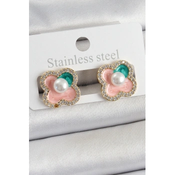 Pirinç Pembe Mineli İnci Detaylı Zirkon Taşlı Sanatsal Portre Yonca Model Gold Renk Kadın Küpe