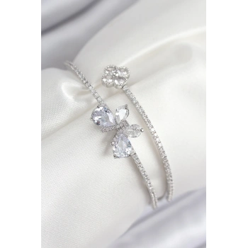 Pirinç Zirkon Taşlı Kelebek Ve Yonca Model Gümüş Renk Kadın Bileklik