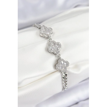 Pirinç Zirkon Taşlı Yonca Model Gümüş Renk Kadın Bileklik