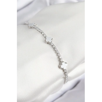 Pirinç Zirkon Taşlı Yonca Model Gümüş Renk Kadın Bileklik