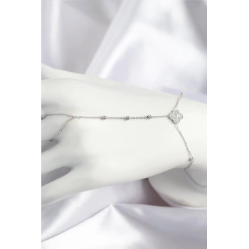 Pirinç Zirkon Taşlı Yonca Model Gümüş Renk Şahmeran