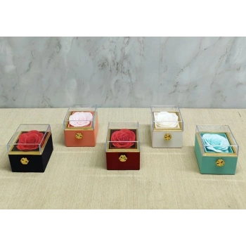 Romantik Gül Yüzük Kutusu Kare