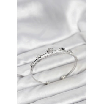 Yıldız Model Gümüş Renk Pirinç Kadın Bileklik