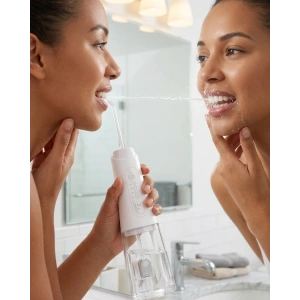 IPX7 Su Geçirmez Şarjlı Ağız Duşu 320 ml Su Tanklı Ayarlanabilir Basınçlı