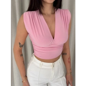 Vatkalı Kolsuz V Yaka Drapeli Crop Bluz Likralı Fit - Pembe