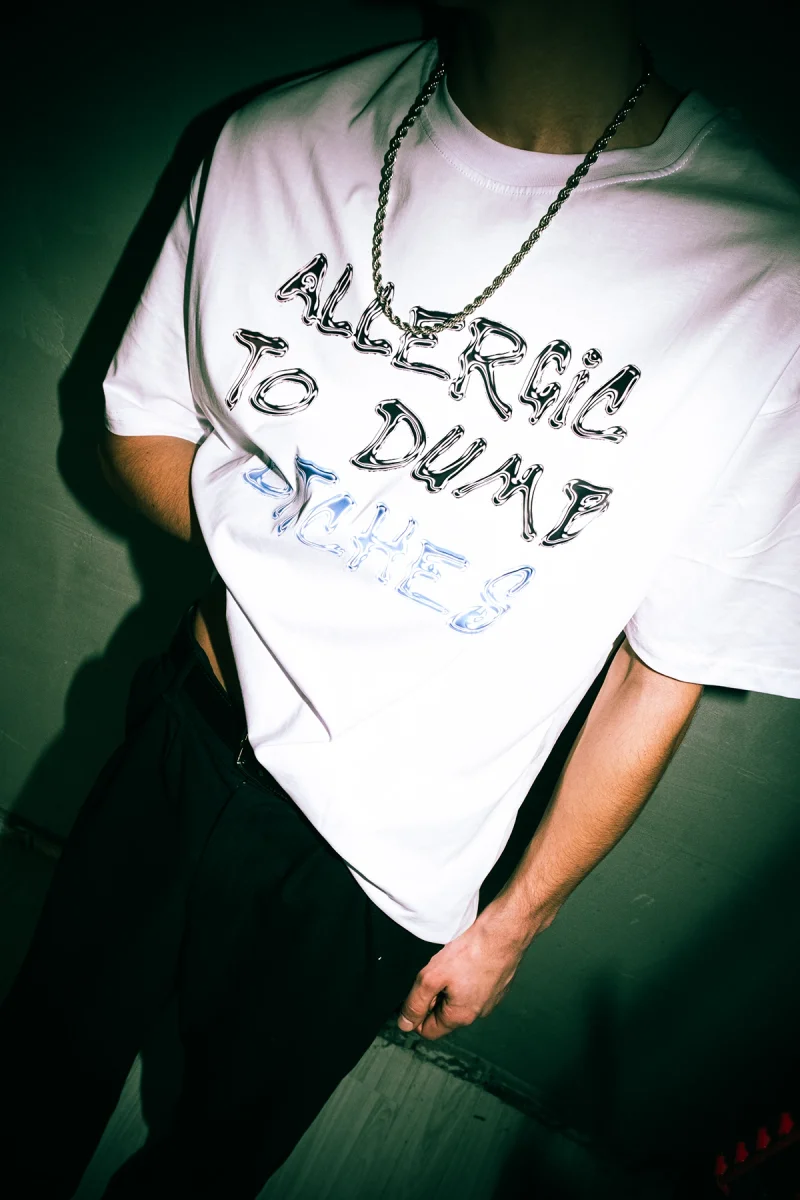 Allergic To Dumb Bitches Baskılı Oversize Unisex Beyaz Tshirt