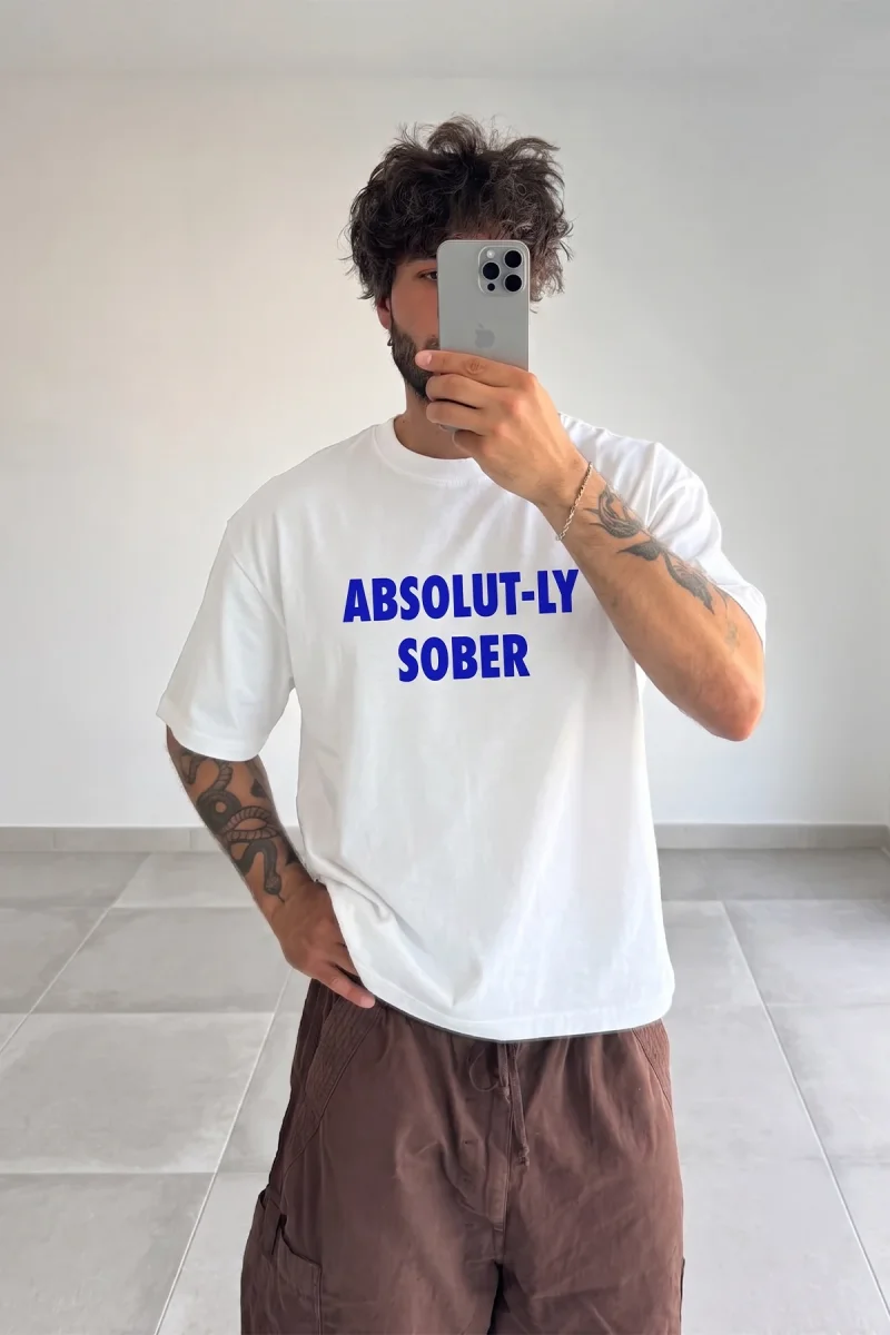 Absolut-ly Sober Baskılı Beyaz Oversize Tişört