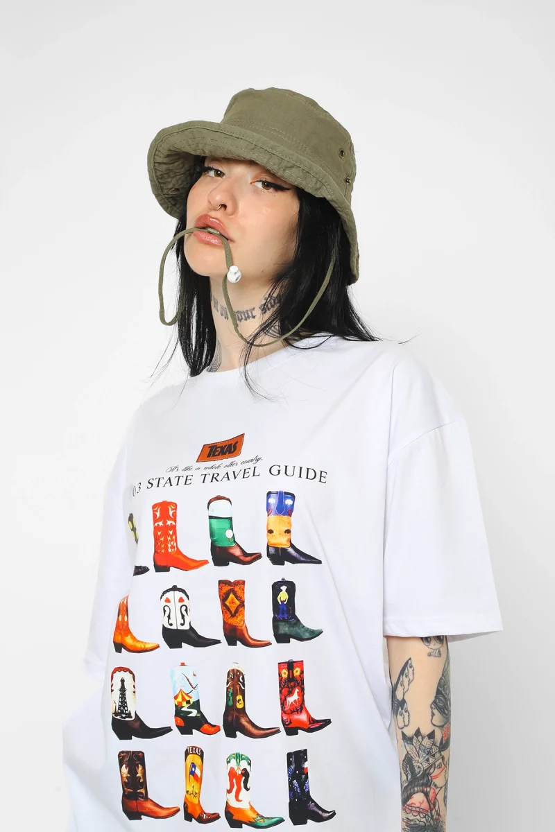 Cowboy Boots Baskılı Relaxed Fit Beyaz Kadın Tshirt