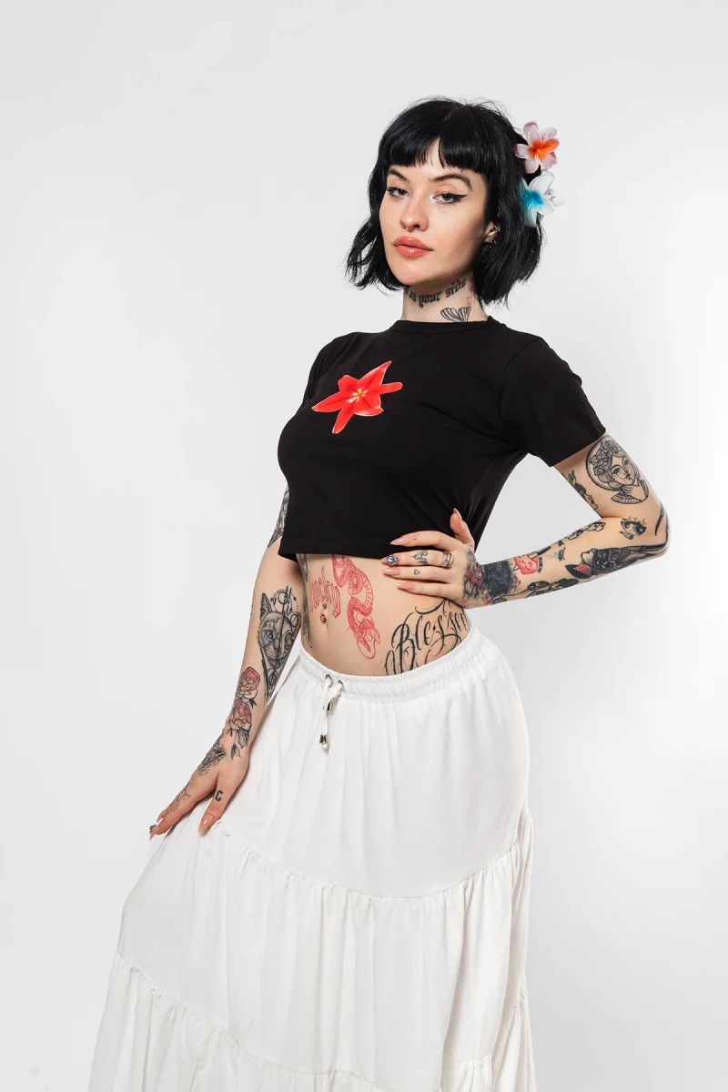 Cute Çiçek Baskılı Siyah Crop Top