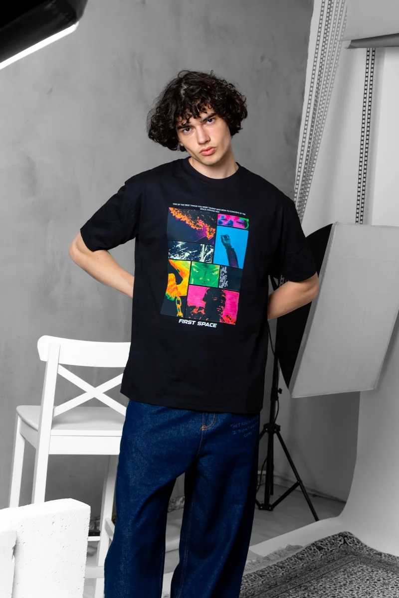 First Space Baskılı Oversize Unisex Siyah Tshirt