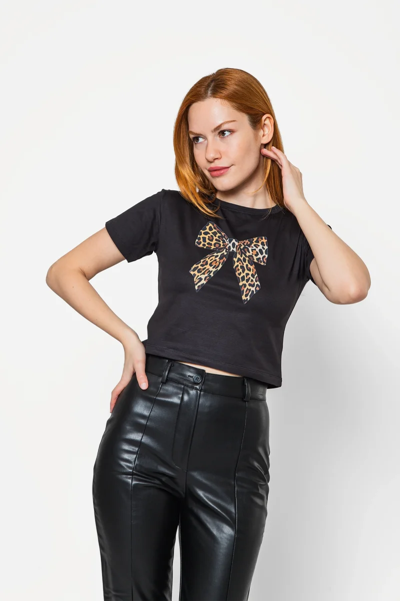 Fiyonk Leopar Baskılı Siyah Crop Top