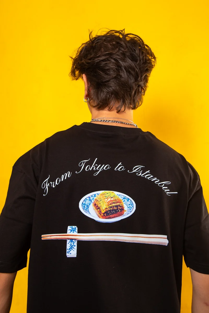 From Tokyo To Istanbul Baskılı Oversize Unisex Siyah Tshirt