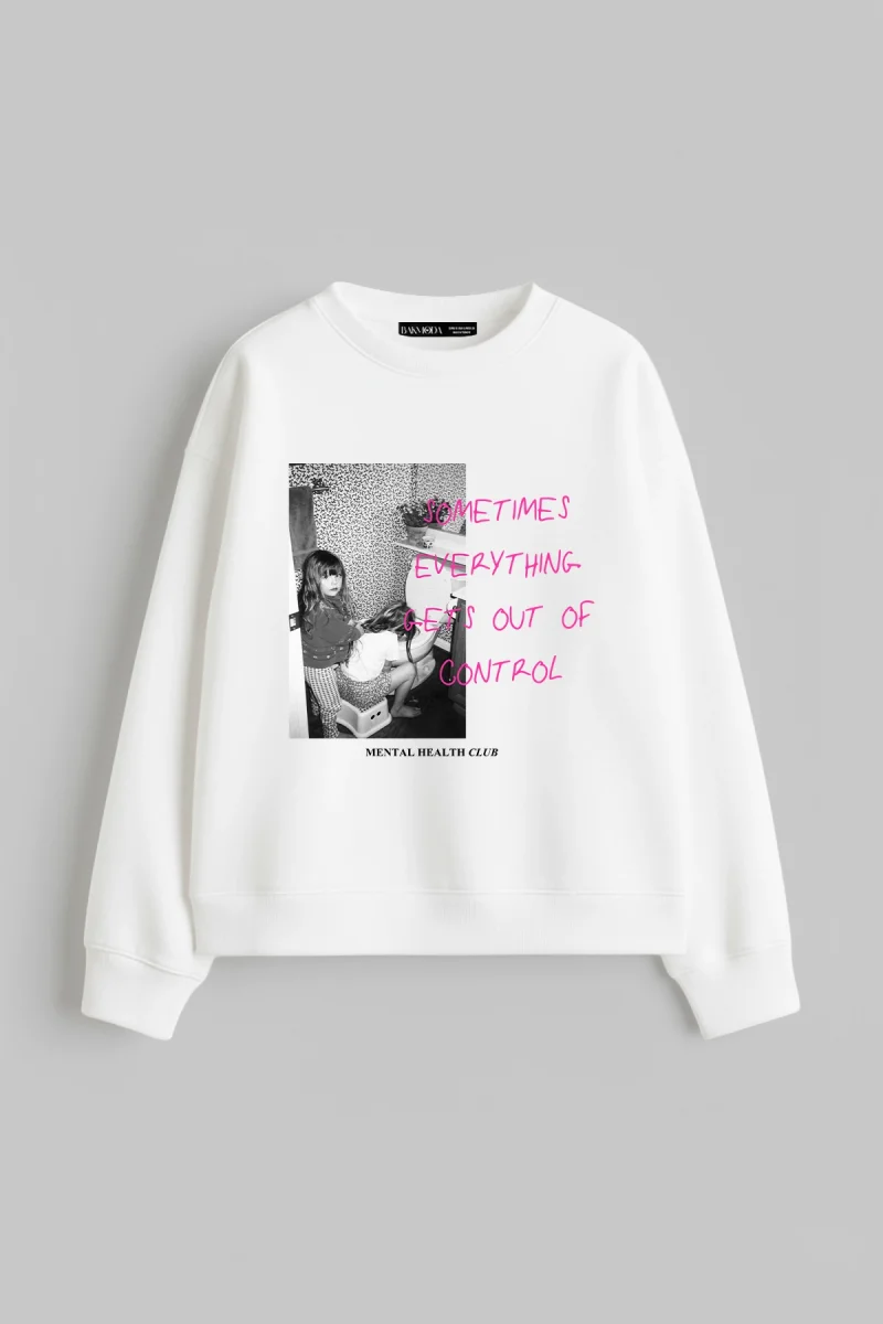 Gets Out Of Control Baskılı Kapüşonsuz Relaxed Fit Kadın Beyaz Sweatshirt