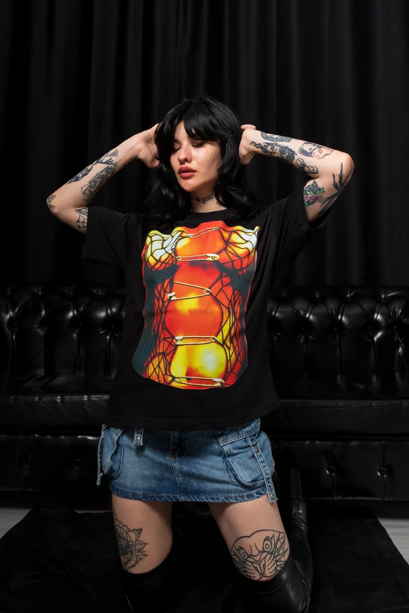 Knot Boobs Baskılı Relaxed Fit Siyah Kadın Tshirt