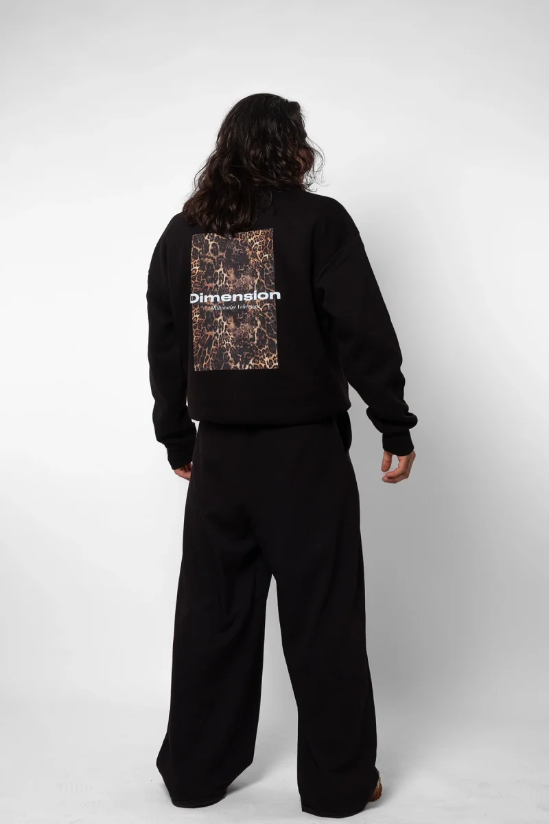 Leopar Sırt Baskılı Kapüşonsuz Oversize Unisex Siyah Sweatshirt