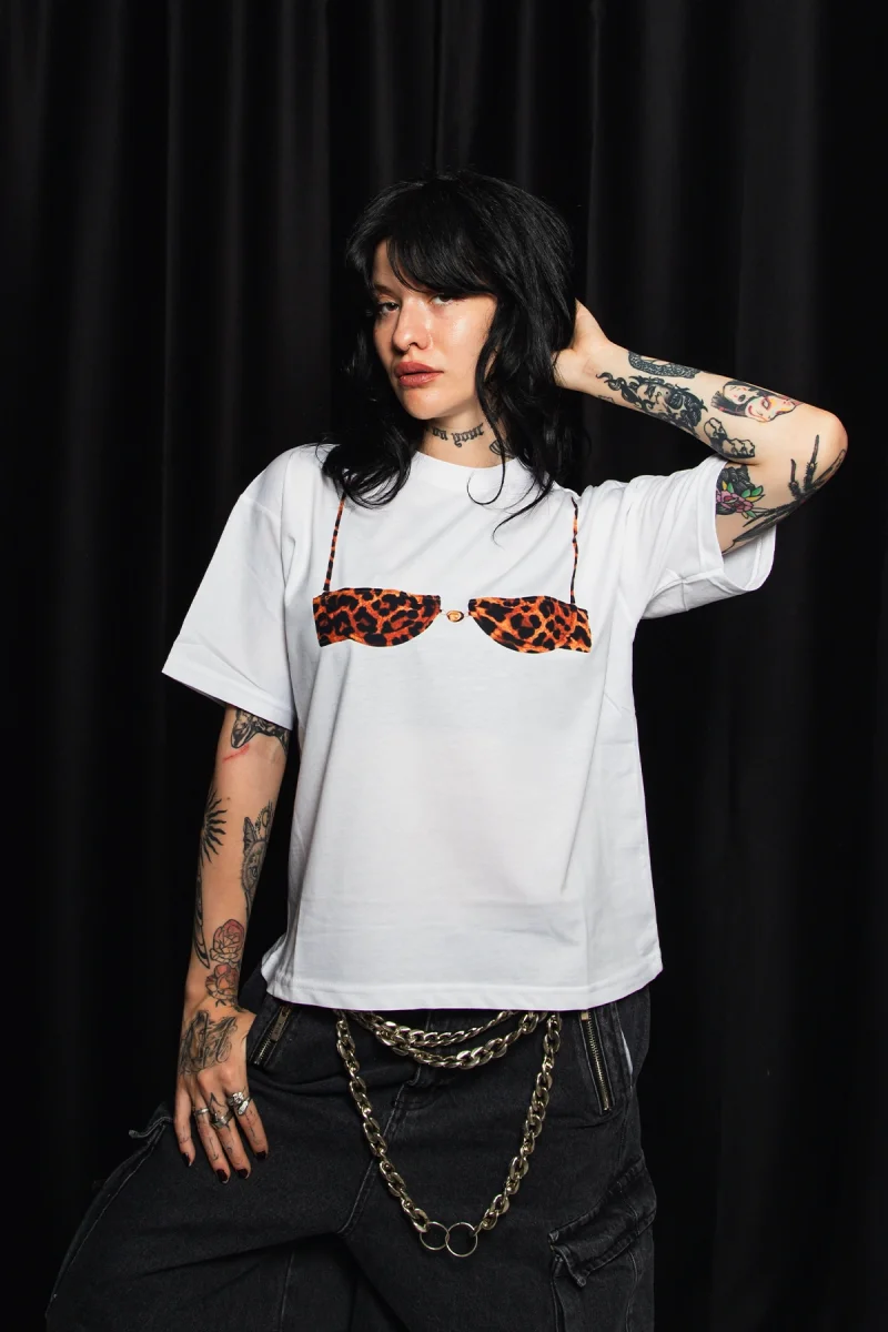 Leopard Tiny Bikini Baskılı Relaxed Fit Beyaz Kadın Tshirt