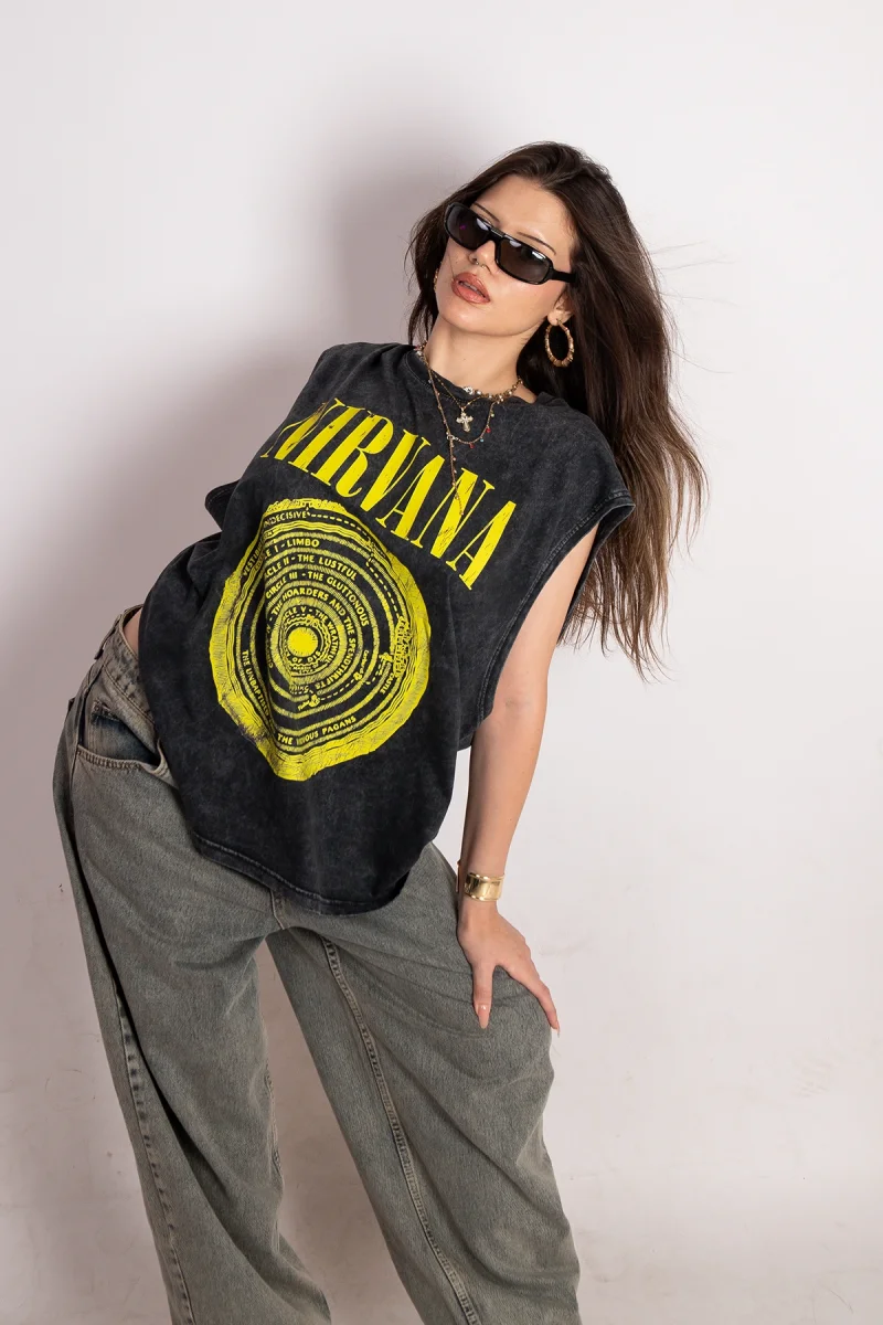 Nirvana Circle Baskılı Yıkamalı Siyah Sıfır Kol Tshirt