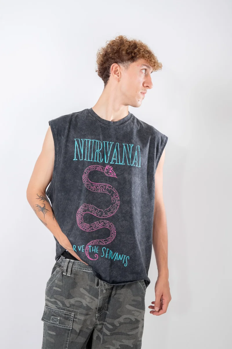 Nirvana Serve The Servants Baskılı Yıkamalı Siyah Sıfır Kol Tişört