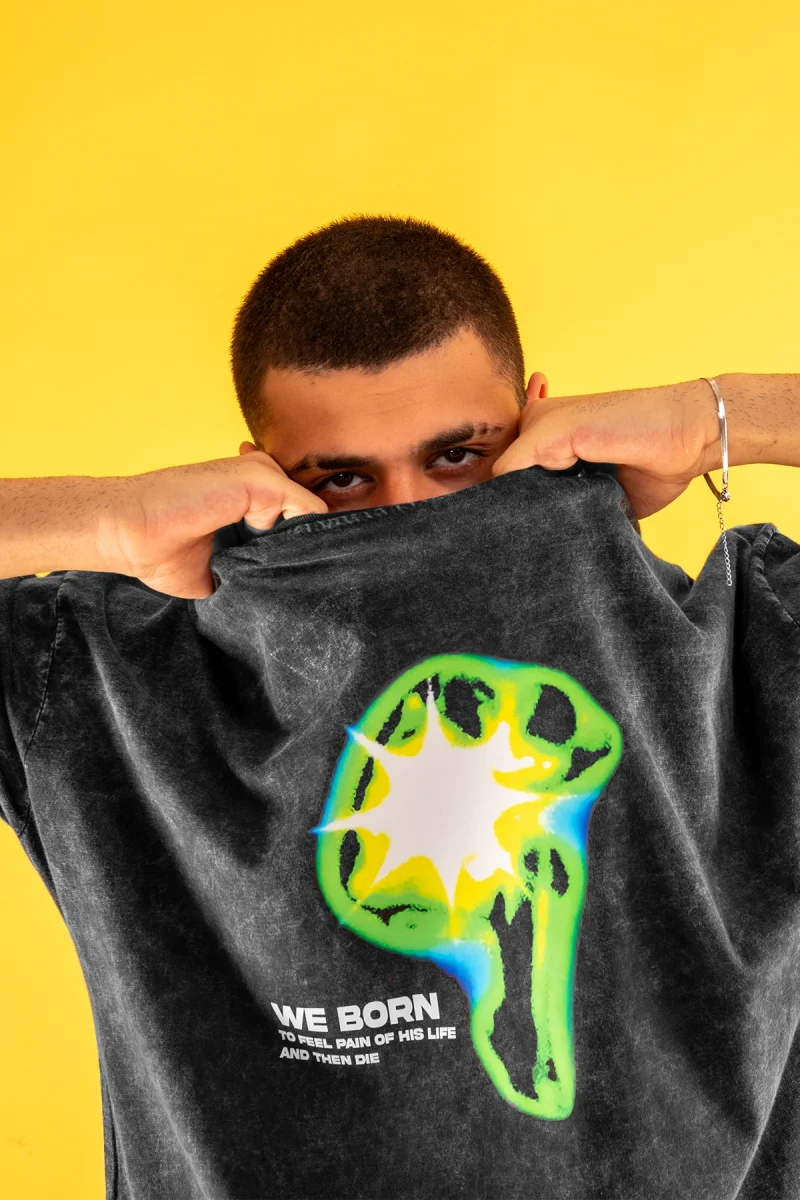 Yıkamalı Siyah WE BORN Baskılı Oversize Unisex Tshirt