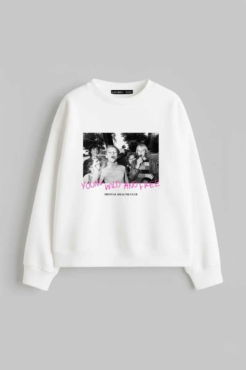 Young Wild N Free Baskılı Kapüşonsuz Relaxed Fit Kadın Beyaz Sweatshirt