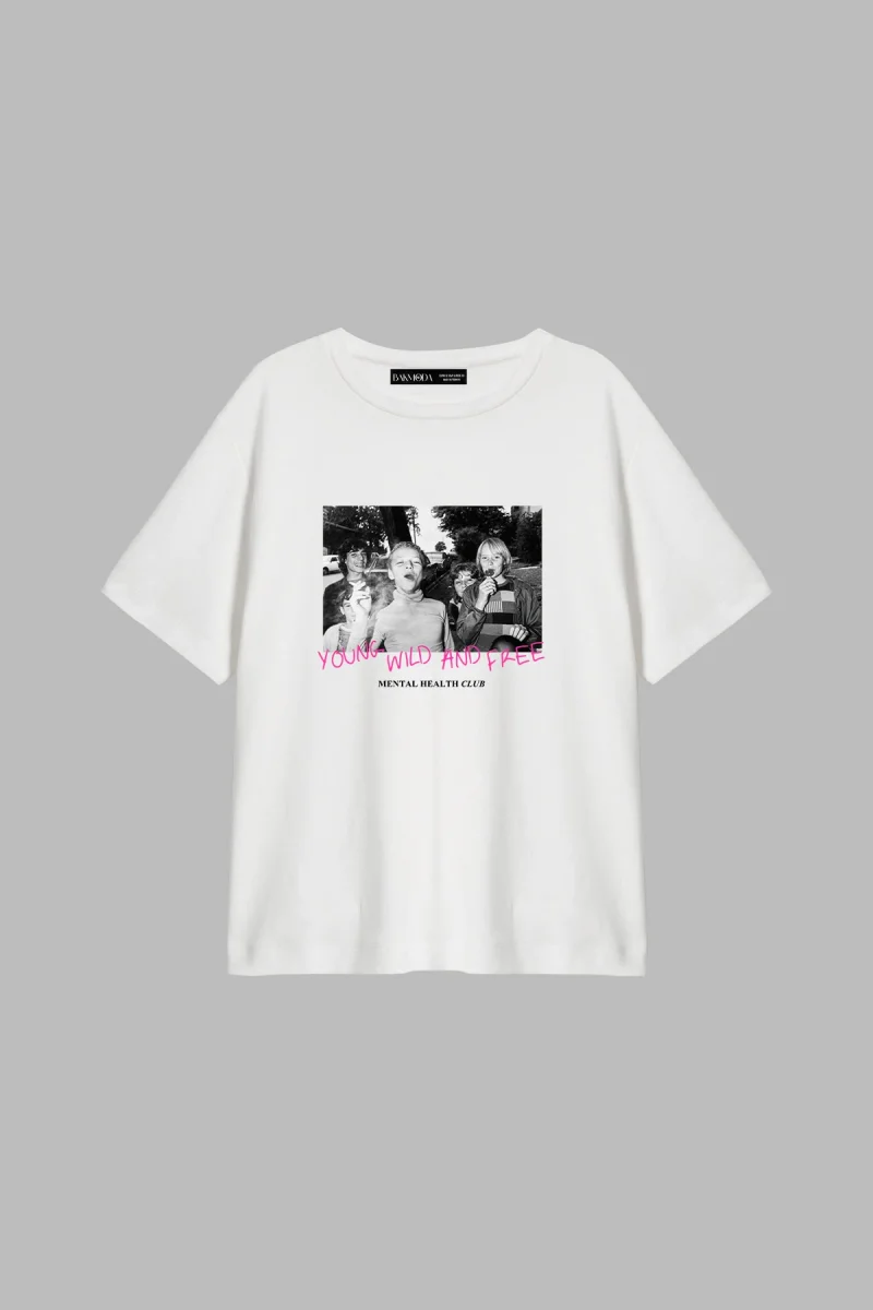 Young Wild N Free Baskılı Relaxed Fit Beyaz Kadın Tshirt