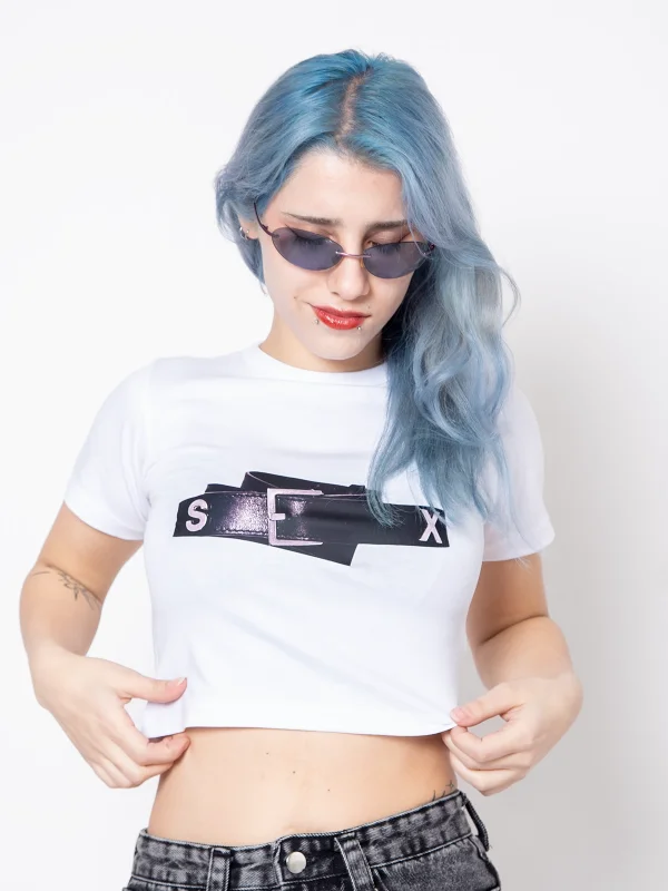 Hot Belt Baskılı Beyaz Crop Top