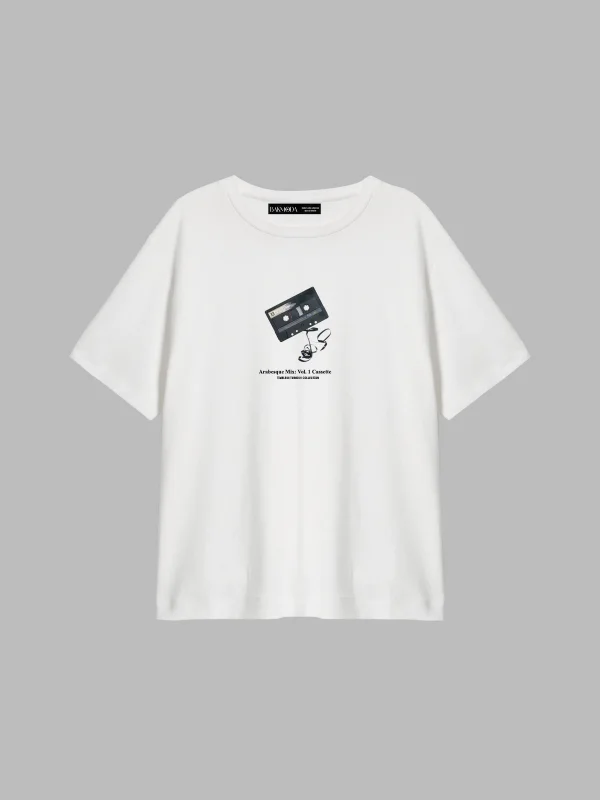 Arabesque Cassette Baskılı Relaxed Fit Beyaz Kadın Tshirt