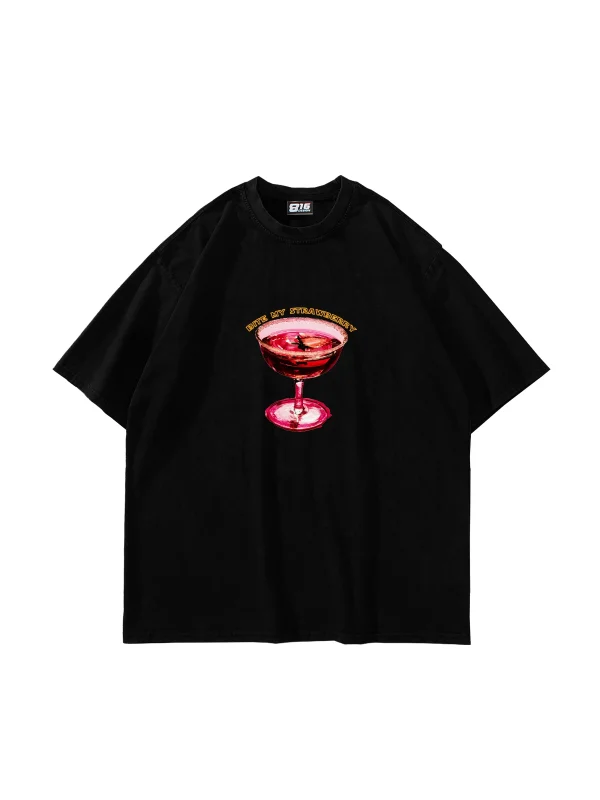 Bite My Strawberry Baskılı Siyah Oversize Unisex Tshirt