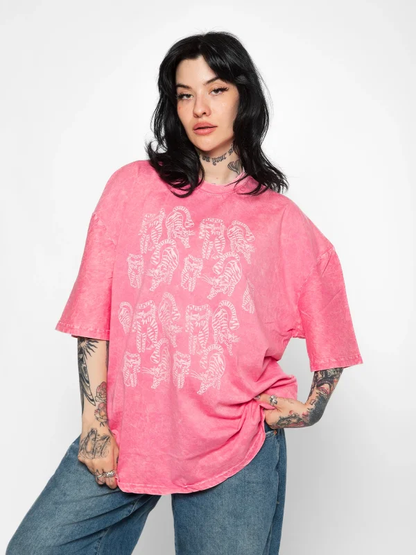 Cats Line V1 Baskılı Oversize Unisex Yıkamalı Pembe Tshirt