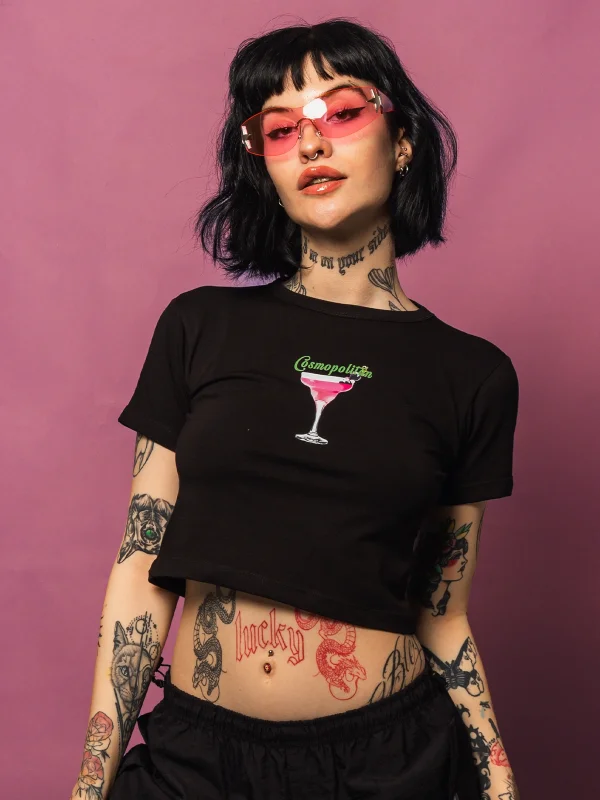 Cosmopolitan Baskılı Siyah Crop Top