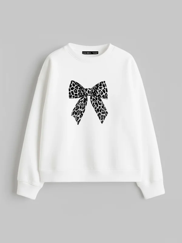 Fiyonk Leopar V2 Baskılı Kapüşonsuz Relaxed Fit Kadın Beyaz Sweatshirt