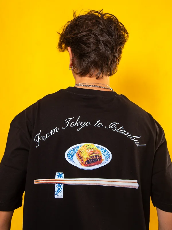From Tokyo To Istanbul Baskılı Oversize Unisex Siyah Tshirt
