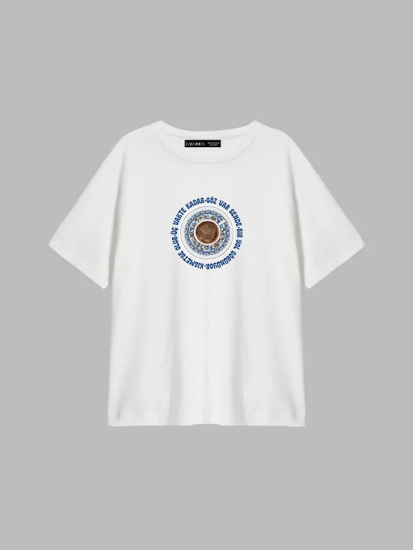 Göz Var Sende Baskılı Relaxed Fit Beyaz Kadın Tshirt